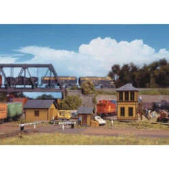 Walthers Cornerstone 933-3852 - Trackside Structure Set - N Scale Kit