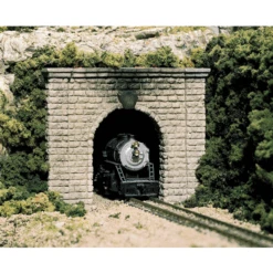 Woodland Scenics 1253 - Cut Stone Single Tunnel Portal - HO Scale