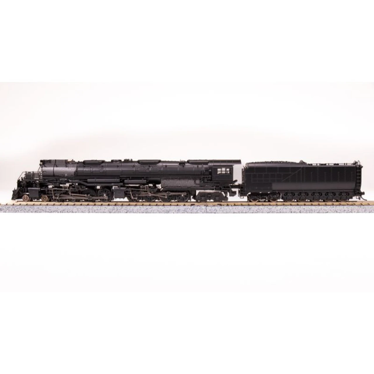 Broadway Limited 7232 - UP Big Boy, Unlettered, 1941, As-Delivered Aftercooler, 25-C-100 Coal Tender W/ Paragon4 Sound/DC/DCC/Smoke Undecorated - N Scale 3 Broadway Limited 7232 - UP Big Boy, Unlettered, 1941, As-Delivered Aftercooler, 25-C-100 Coal Tender W/ Paragon4 Sound/DC/DCC/Smoke Undecorated - N Scale