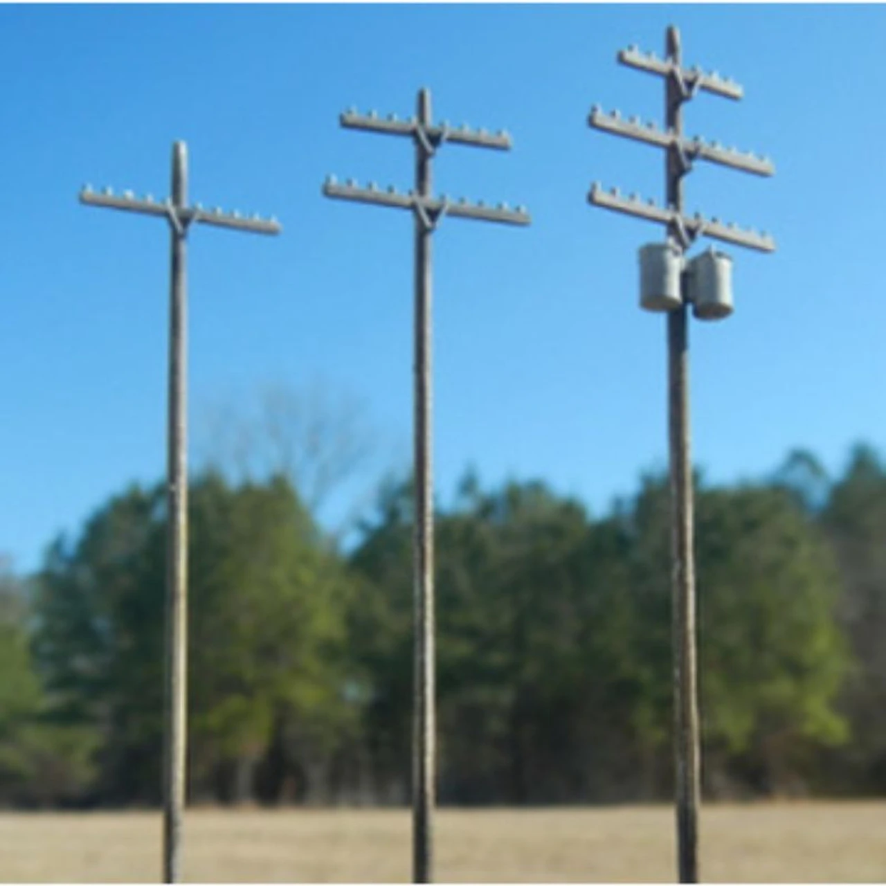 Showcase Miniatures 520 - 40' Power Poles (Wood) - N Scale Kit 3 Showcase Miniatures 520 - 40' Power Poles (Wood) - N Scale Kit