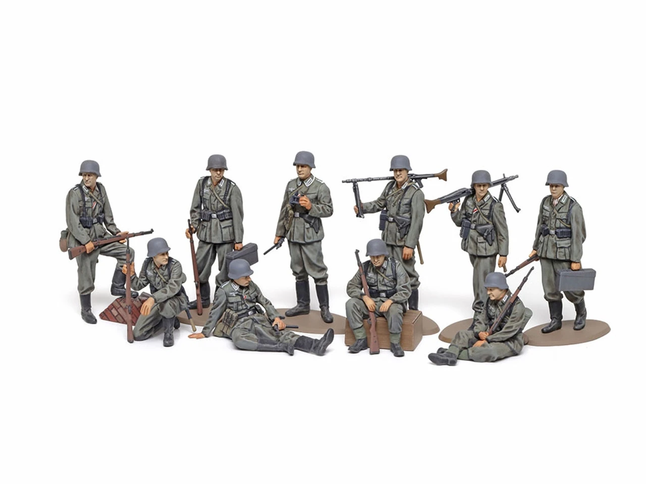 Tamiya 32602 - WWII Wehrmacht Infantry Set Germany - 1:48 Scale Kit 3 Tamiya 32602 - WWII Wehrmacht Infantry Set Germany - 1:48 Scale Kit