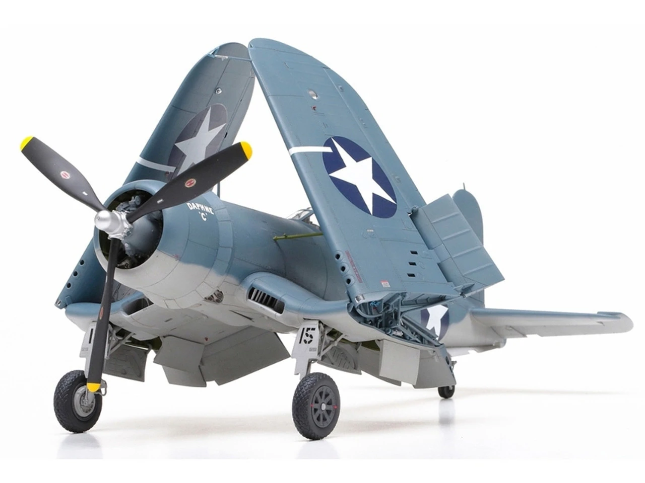 Tamiya 60324 - Vought F4U-1 Corsair United States - 1:32 Scale Kit 3 Tamiya 60324 - Vought F4U-1 Corsair United States - 1:32 Scale Kit