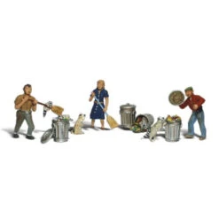 Woodland Scenics #2158 - People And Pesky Raccoons - N Scale