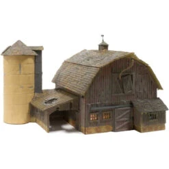 Woodland Scenics 4932 - Old Weathered Barn - Built-&-Ready Landmark Structure - N Scale