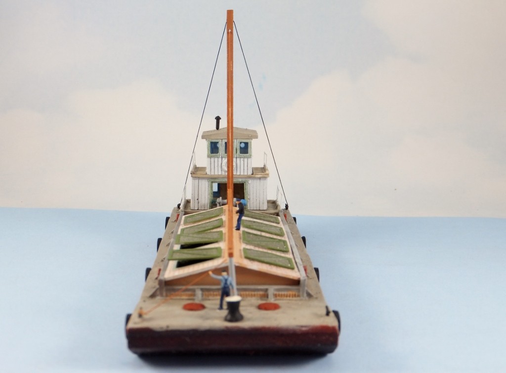 Front Page -Vallejo Sales Store Web 6 H121 N people fig not includ